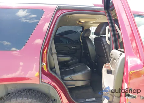 2007 GMC Yukon Denali из США, поврежденный, VIN 1GKFK63827J311625